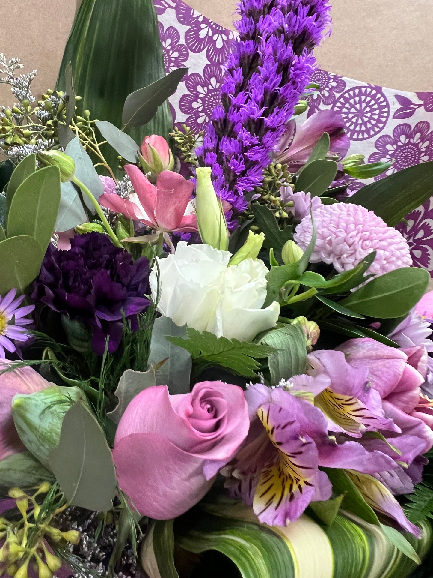 The Gift - inspired bouquet SP