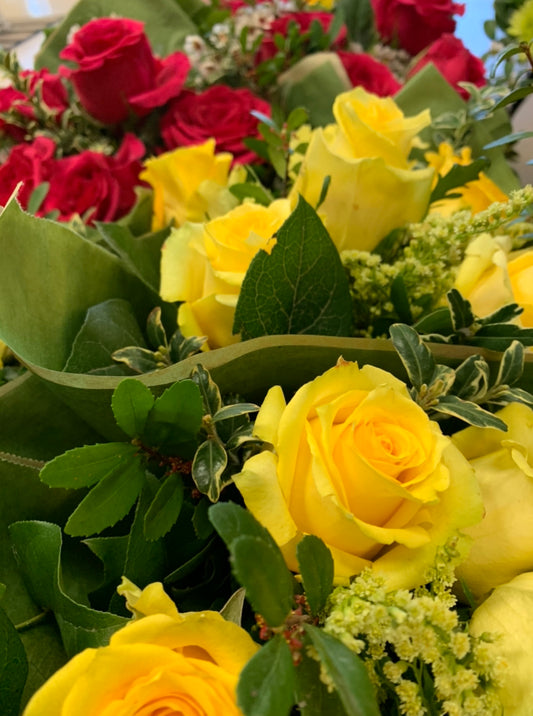 Flower power hand tied bouquet EDAY VD