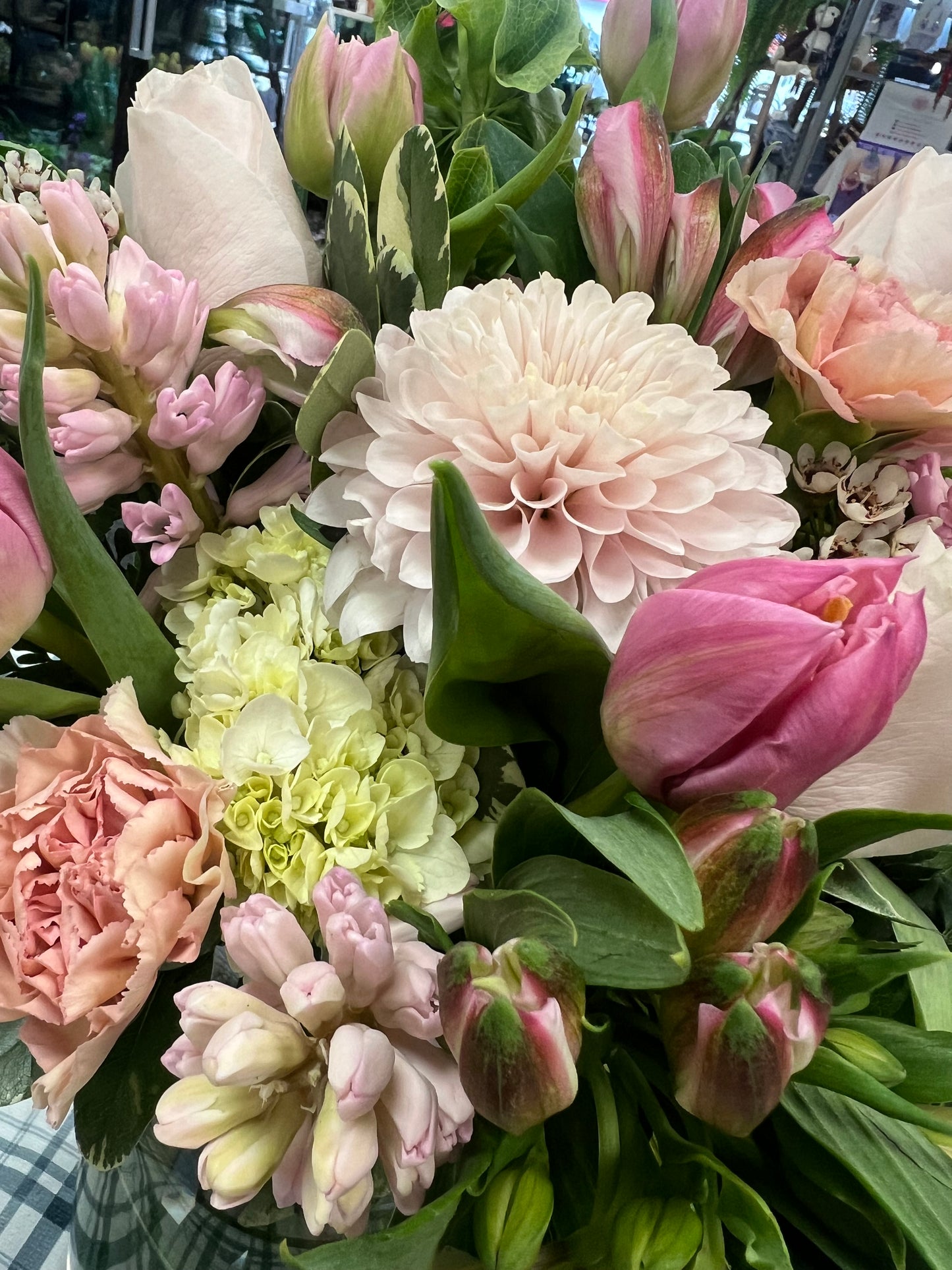 SP Extravaganza -spring hand tied